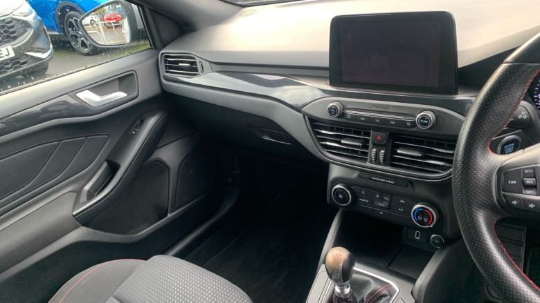 Ford Focus 1.0 EcoBoost 125 ST-Line 5dr Petrol Hatchback